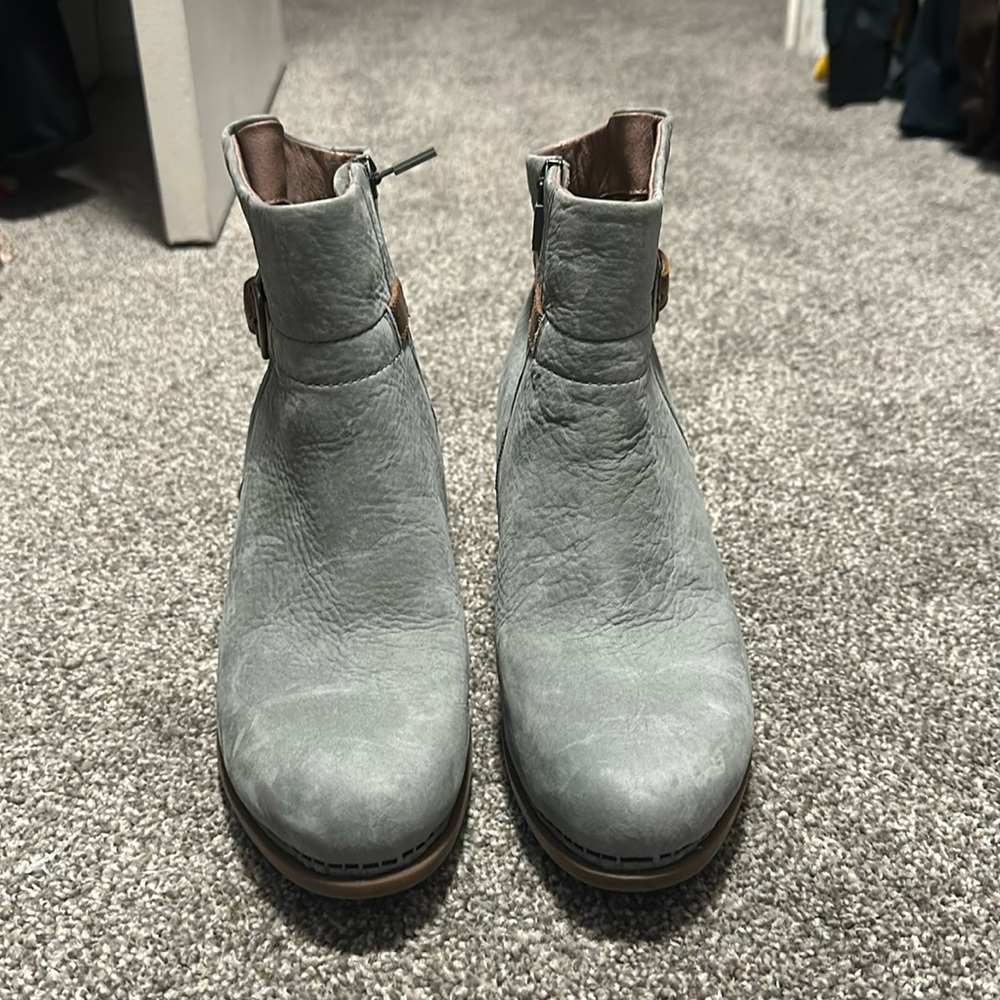 Dansko Hartley Boot Grey Nubuck Women’s Size 38